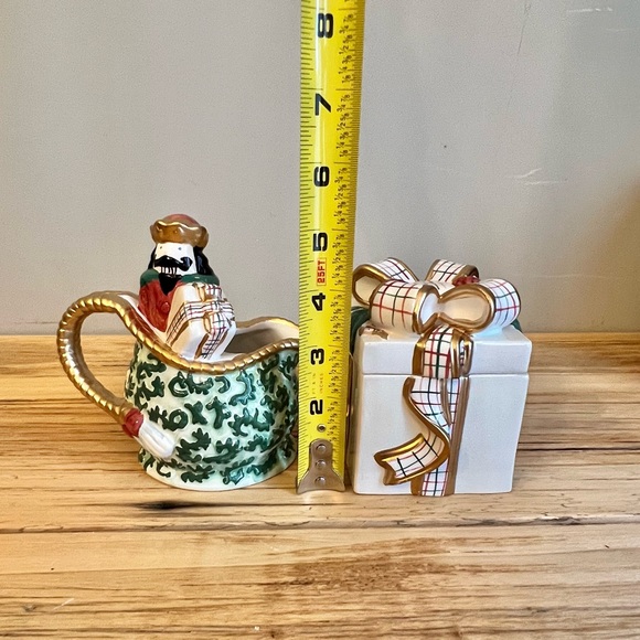 Avon St Nicholas Sugar And Creamer Ceramic Set - Picture 7 of 9
